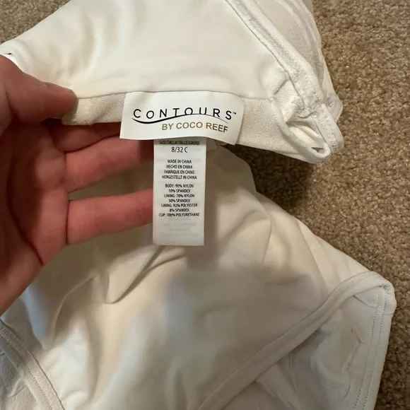 NWT Contours by Coco Reef High Neck One Piece Swimsuit Size 8 32 C Cup - Picture 9 of 11